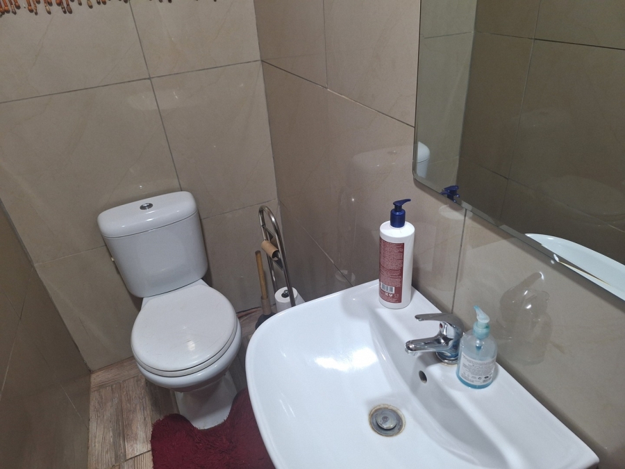 3 Bedroom Property for Sale in Mohadin North West